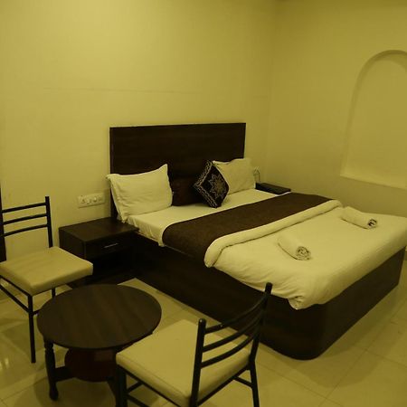 Hotel Krishna Palace Udaipur Dış mekan fotoğraf