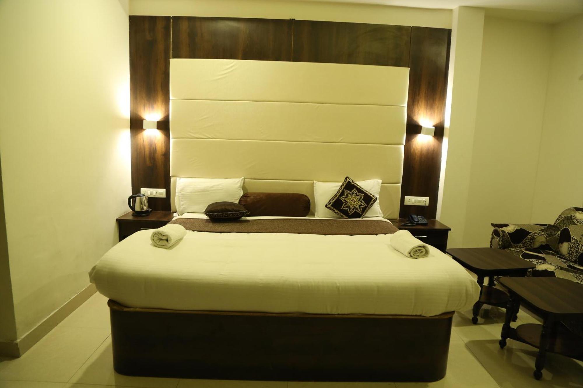 Hotel Krishna Palace Udaipur Dış mekan fotoğraf
